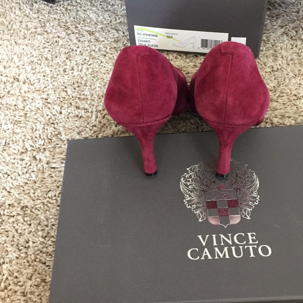 Shoe - Picture 3 of 3